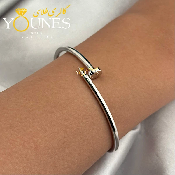 بنگل طلا سفید طرح میخی کارتیر